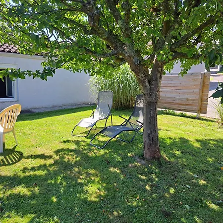 La Treille Nature Au Clos Des Pradals Ariege Holiday home